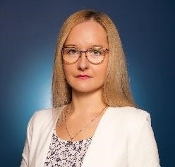 Dr. Elwira Sieniawska