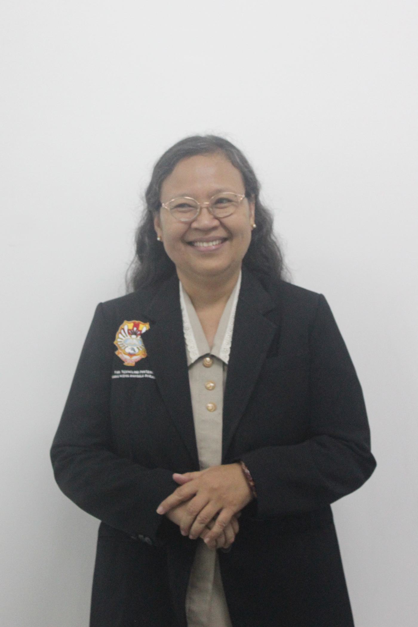 Dr. Indah Epriliati